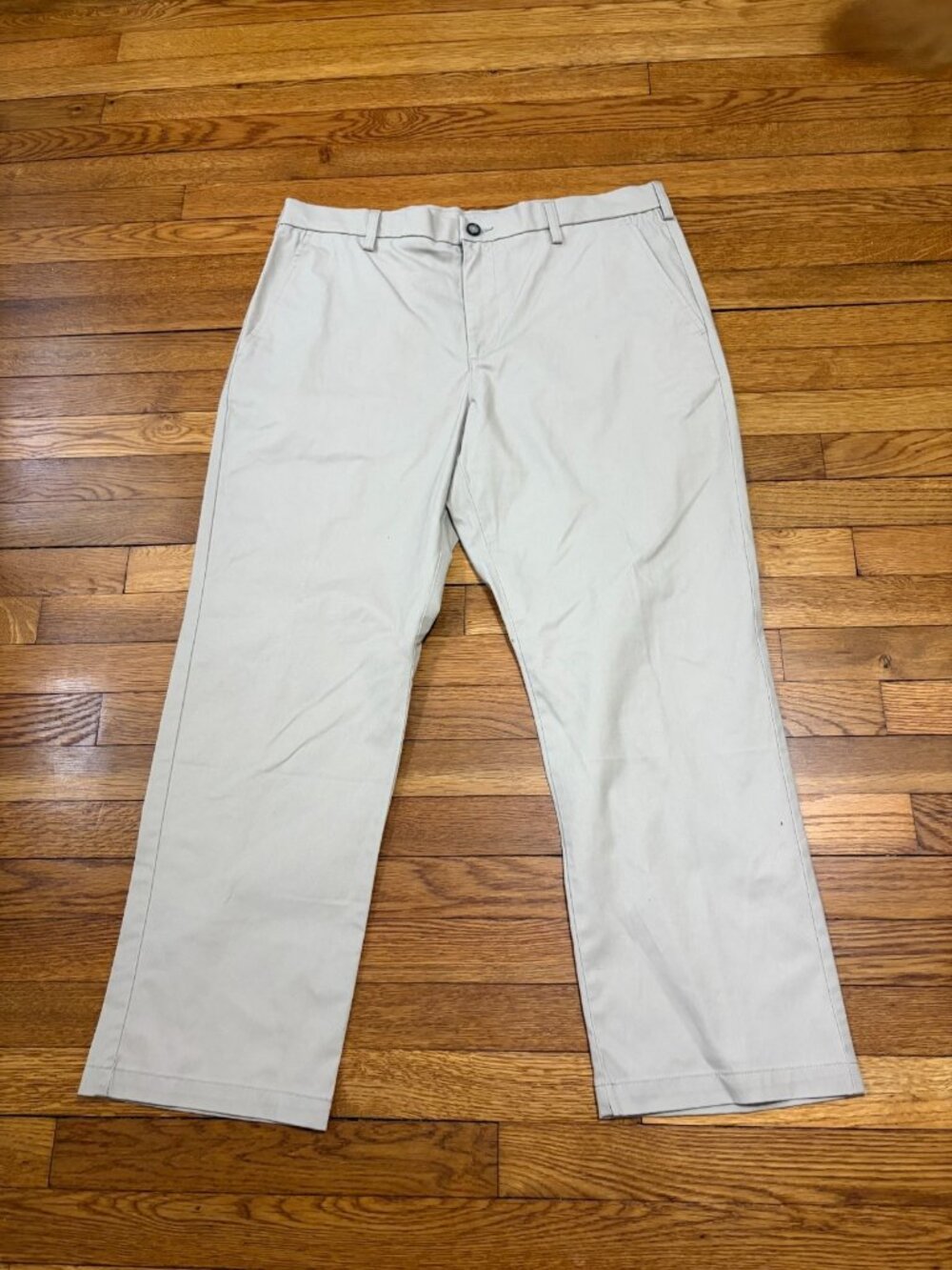 Croft & Barrow Mens Easy Care Classic Fit Khaki Chino Pants Size 38x29 Beige